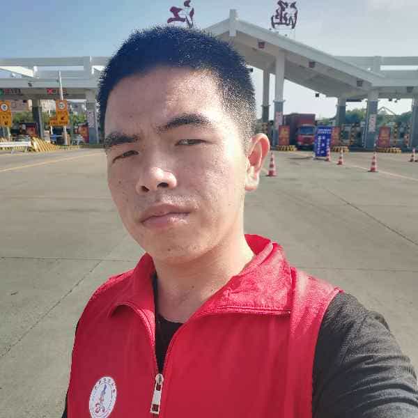 24岁岁福建单身帅哥 - 海北吉缘网