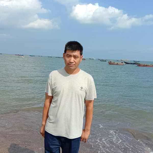 44岁岁辽宁单身帅哥 - 海北吉缘网