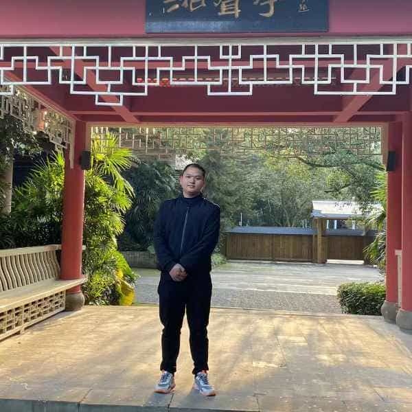 31岁岁重庆单身帅哥 - 海北吉缘网
