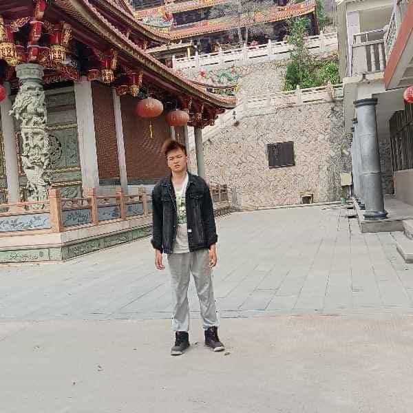 28岁岁江西单身帅哥 - 海北吉缘网