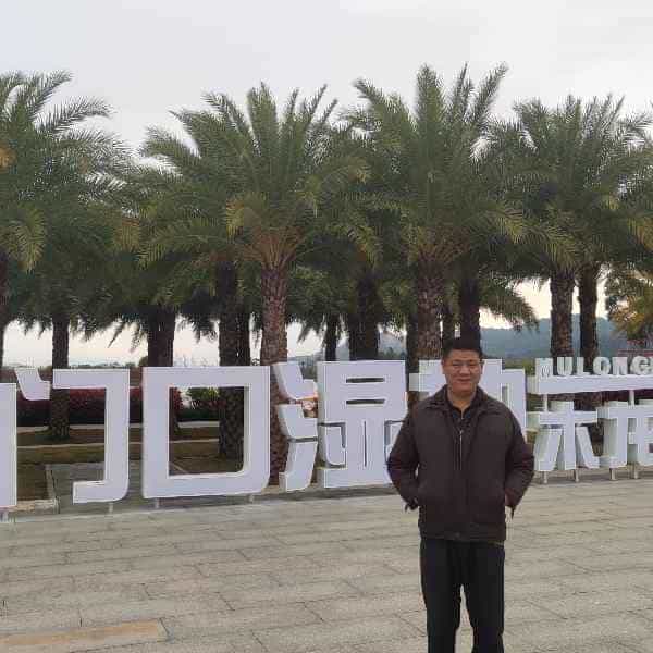 40岁岁广东单身帅哥 - 海北吉缘网